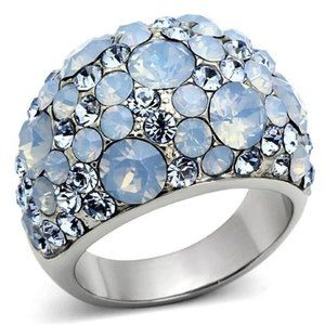 NWT Crystal Blue Ring Size 7